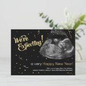 Carte de faire-part de grossesse de bonne année (Debout devant)