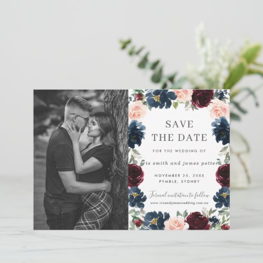 Carte de faire-part de mariage avec photo florale (Debout devant)