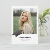 Carte de faire-part de remise de diplôme minimalis (Debout devant)