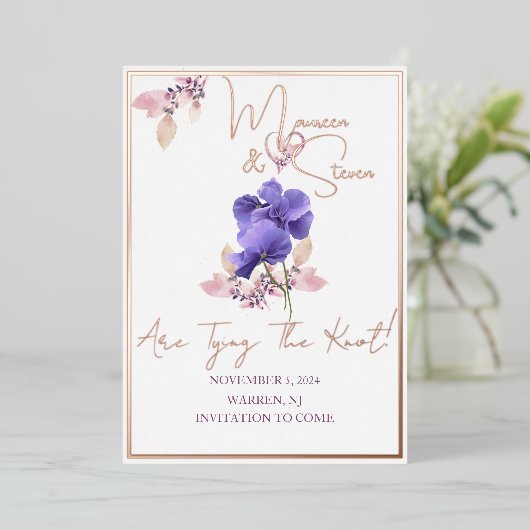Carte de Faire-Part Violet Fleurs Blanc (Debout devant)