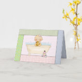 Carte de félicitations : Bébé dans la baignoire (Fleur jaune)