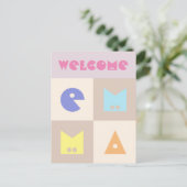 carte de félicitations pour bébé fille prénom 4 le (Debout devant)