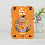 Carte de fête de costume d'Halloween personnalisée (Debout devant)