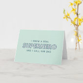 Carte de fête des pères du papa | de super héros (Fleur jaune)