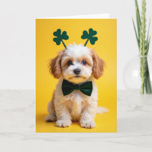 Carte de fête pour un chiot mignon