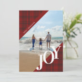 Carte de fêtes JOY à plaid rouge diagonale (Debout devant)