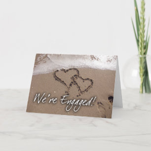 Carte de fiançailles d'amour sur la plage