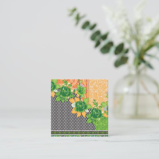 Carte De Fidélité design d'un mur vert et jaune suspendu (Debout devant)