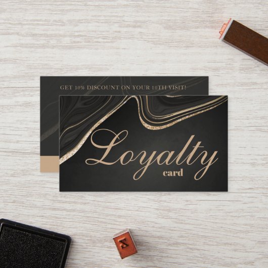 Carte de fidélité minimaliste Black & Gold (Devant/Arrière en situation)