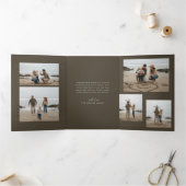 Carte De Fin D'année Trois Volets Moderne Photo de Famille sur la Plage à Motif Géom (Intérieur)