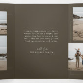 Carte De Fin D'année Trois Volets Moderne Photo de Famille sur la Plage à Motif Géom (Intérieur au milieu)