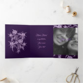 Carte De Fin D'année Trois Volets motif de fleurs violettes (Intérieur)