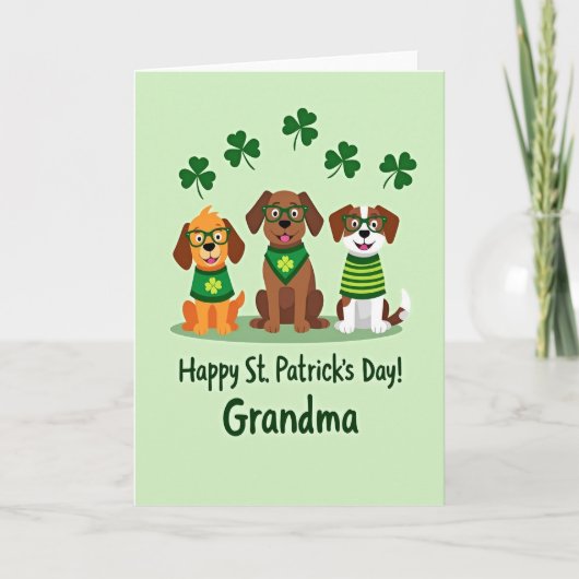 Carte de grand-mère pour la Saint-Patrick avec des (Devant)