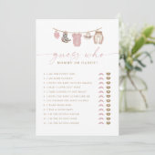 Carte de jeu de baby shower « Devinez qui, maman o (Debout devant)