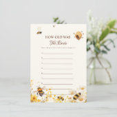 Carte de jeu de douche de mariée Abeille Quel âge  (Debout devant)