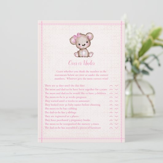 Carte de jeu Plus ou moins mignonne fille ours (Debout devant)