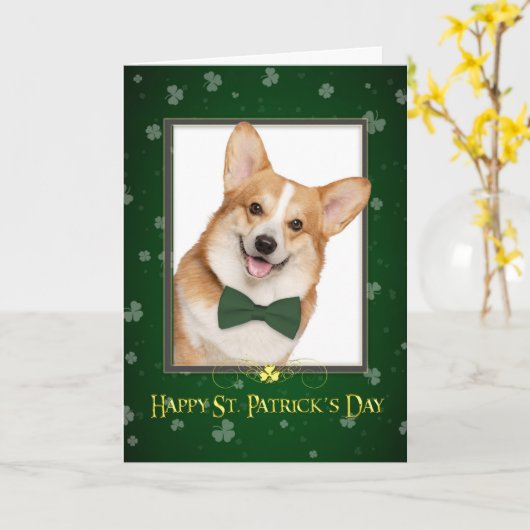 Carte de jour Corgi St. Patricks (Fleur jaune)