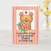 Carte de jour de la fille infirmière avec infirmiè (Fleur jaune)