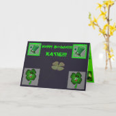 Carte de jour de salutation de la Saint-Patrick (Fleur jaune)