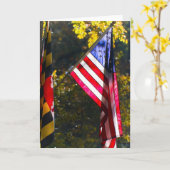 Carte de jour de vétérans (Fleur jaune)