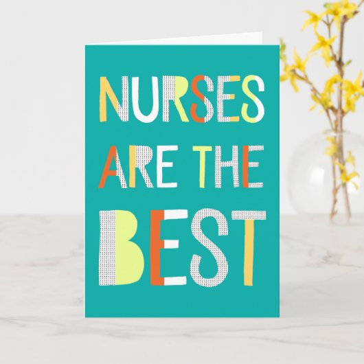 Carte de jour des infirmières - Conception de text (Fleur jaune)