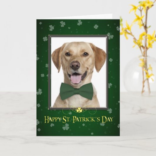 Carte de jour St. Patrick du Yellow Lab (Fleur jaune)