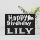 Carte de joyeux anniversaire Lily avec cœur (Debout devant)