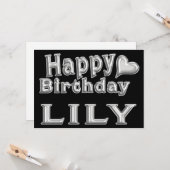 Carte de joyeux anniversaire Lily avec cœur (Devant/Arrière en situation)