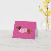 Carte de la fête des mères teckel rose (Fleur jaune)