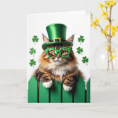 Carte de la Saint-Patrick avec un chat rayé (Fleur jaune)