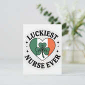 Carte de la Saint-Patrick pour une infirmière épou (Debout devant)
