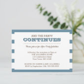 Carte de l'après-fête à rayure nautique bleue (Debout devant)