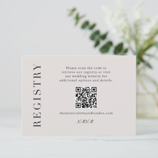 Carte de liste de mariage moderne avec QR code à s (Debout devant)