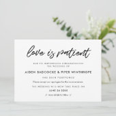 Carte de mariage amour de typographie moderne est  (Debout devant)