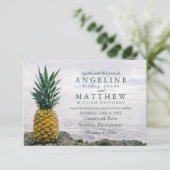 Carte de mariage de destination Pineapple Tropical (Debout devant)