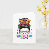 Carte De Mayo Mama Messy Bun Cheveux Mexicaine Maman Mèr (Fleur jaune)