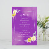 Carte de menu de mariage floral violet (Debout devant)
