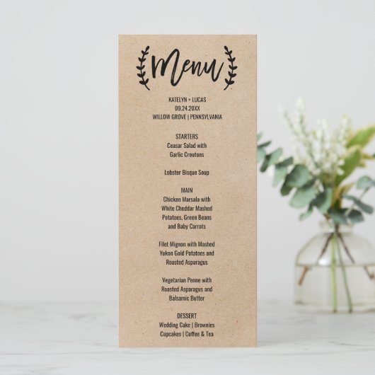 Carte de menu Rustique Chic Faux Kraft (Debout devant)