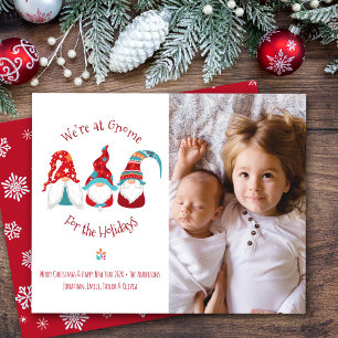 Carte de Noël amusante avec gnome mignon à petit b