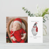 Carte de Noël avec bébé pingouin pour les fêtes de (Debout devant)