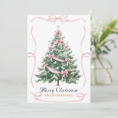 Carte de Noël avec un arbre décoré d'un ruban rose (Debout devant)