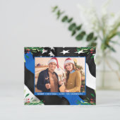 Carte de Noël bleu de la police Budget (Debout devant)