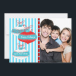 Carte de Noël bleue turquoise rouge de photo<br><div class="desc">Rétros cartes de Noël bleues rouges et turquoises de photo d'ornement de Noël. Cette carte bleue et rouge turquoise de vacances de photo est facilement customisée en choisissant simplement la "personnaliser il !" boutonnez pour commencer à ajouter votre photo, détails, style de police, taille de la police et couleur, et...</div>