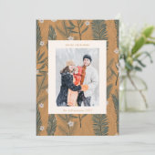 Carte de Noël Boho Tan Végétation Deux Photos Vert (Debout devant)