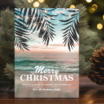 Carte de Noël Coastal Beach<br><div class="desc">Carte de vacances Sunset beach de noël avec un cadre de plage de sable avec palmiers luxuriants,  lumières scintillantes,  Joyeuses Fêtes et votre nom.</div>