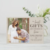 Carte de Noël de Faire-part de grossesse rustique (Debout devant)