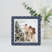 Carte de Noël Joyeuse photo de neige bleu plaid (Debout devant)