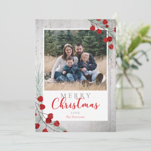 Carte de Noël photo en bois rustique avec baies d' (Debout devant)