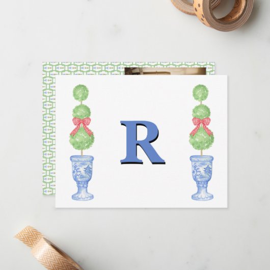 Carte de Noël Preppy Ginger Jar Monogram (Devant/Arrière en situation)