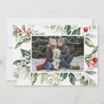 Carte de Noël Soft Winter Berry<br><div class="desc">Cette délicate bordure de verdure aquarelle a des couleurs traditionnelles de Noël, vert de forêt, vert d'olive et rouge canneberge sur le blanc éclatant. Les mots Joyeux Noël sont écrits dans un lavage d'aquarelle et l'année est directement ci-dessous. Le dos a un cadre de coordination et a une salutation qui...</div>